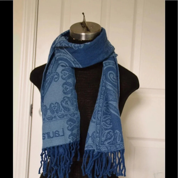 Laura Biagiotti wool scarf - Picture 1 of 5